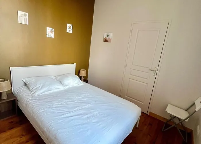 Spacious House For 8 People *