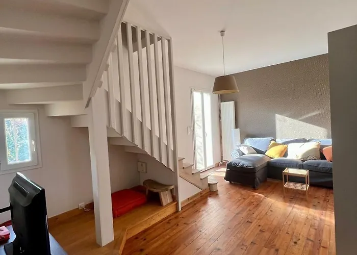 Hébergement de vacances Spacious House For 8 People Clermont-Ferrand